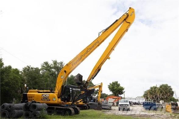 JCB JS370 Vikšriniai ekskavatoriai