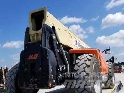 JLG 1055 Teleskopiniai krautuvai