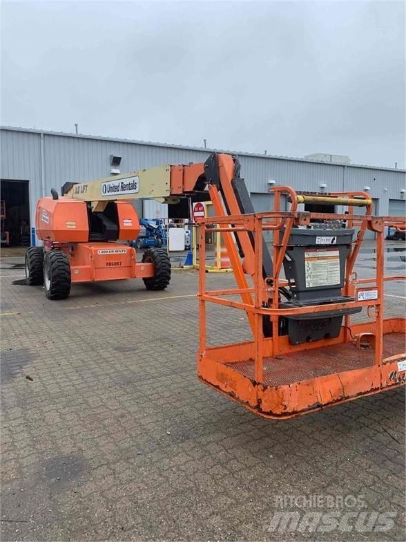 JLG 660SJ Teleskopiniai keltuvai