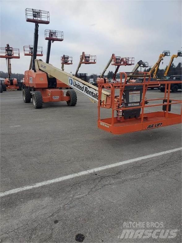 JLG 800S Teleskopiniai keltuvai
