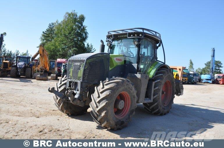 CLAAS Axion 870 Traktoriai