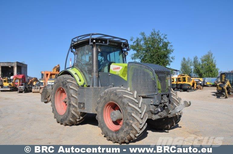 CLAAS Axion 870 Traktoriai