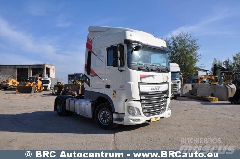 DAF XF Naudoti vilkikai