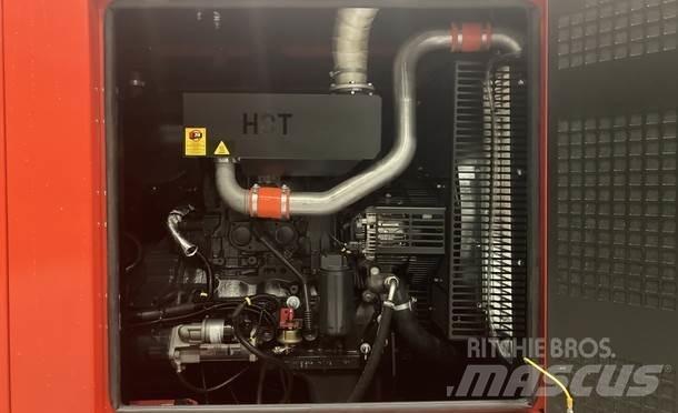  FPT/Iveco NEF45TM2A Dyzeliniai generatoriai