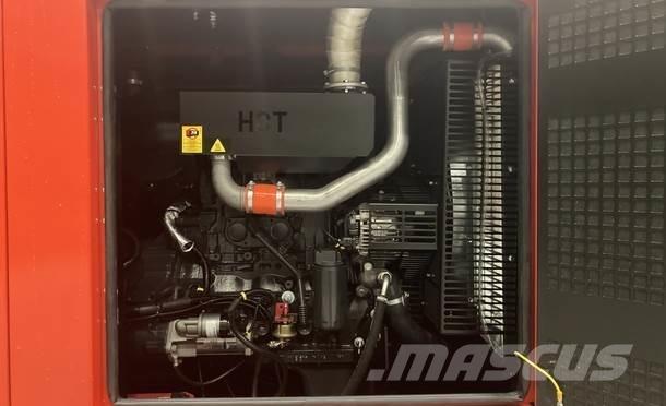 FPT/Iveco NEF45TM2A Dyzeliniai generatoriai