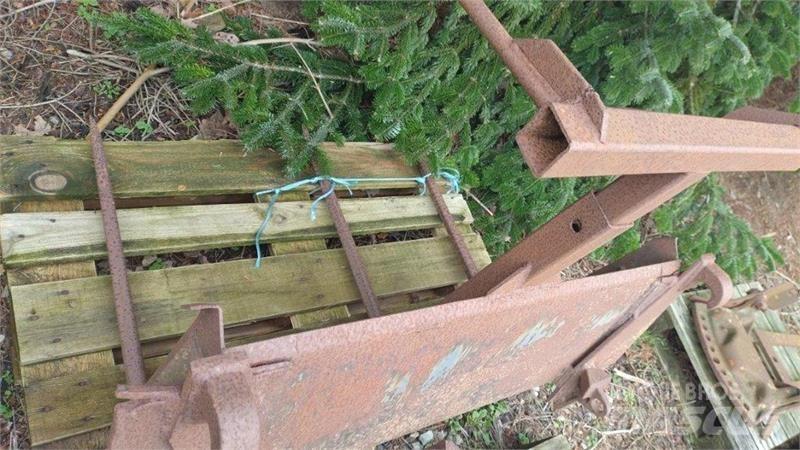  Ålø Frontalinių krautuvų priedai