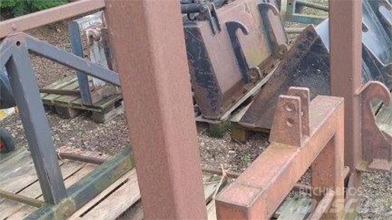  Ålø Frontalinių krautuvų priedai