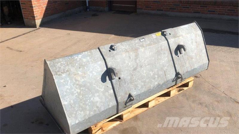 Fliegl  Frontaliniai krautuvai ir ekskavatoriai