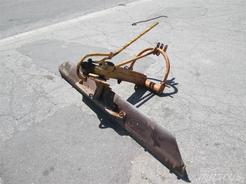Danuser  Peiliai
