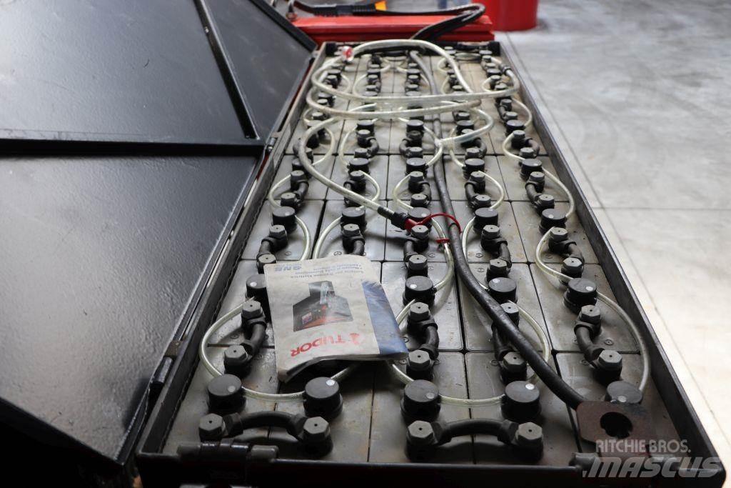 Amlift PKD 20/21/50 Krautuvai su pakrovimu iš šonų