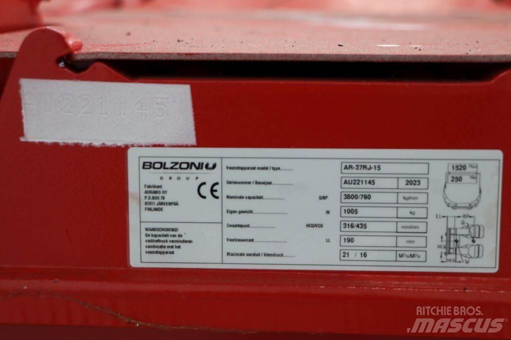 Bolzoni AR-37RJ-15 Krovimas/Kėlimas - Kita
