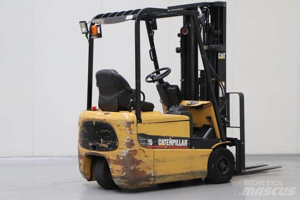 CAT EP15KRT Elektriniai šakiniai krautuvai