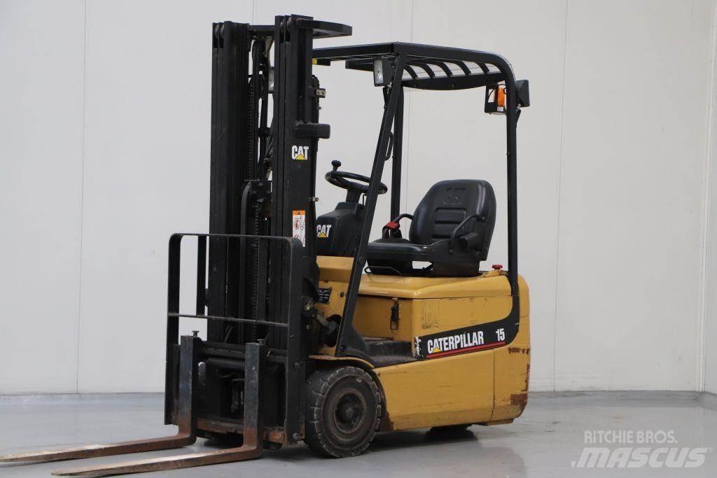 CAT EP15KRT Elektriniai šakiniai krautuvai
