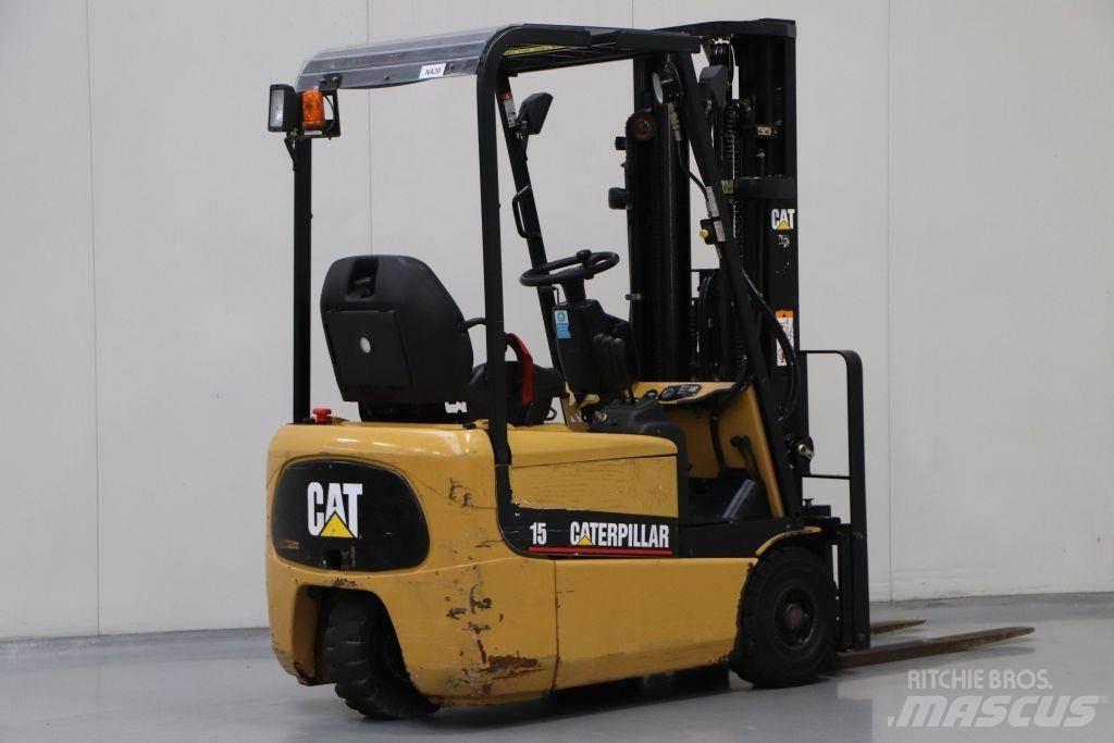 CAT EP15KRT Elektriniai šakiniai krautuvai