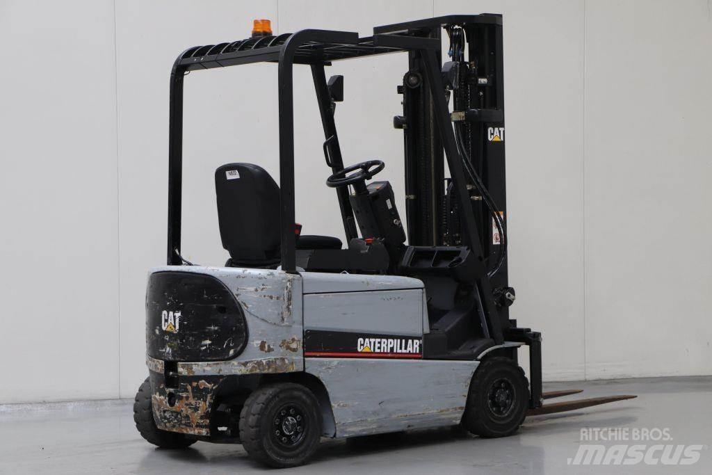 CAT EP16K Elektriniai šakiniai krautuvai