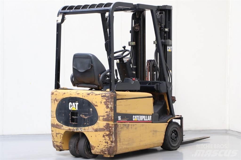 CAT EP16KT Elektriniai šakiniai krautuvai