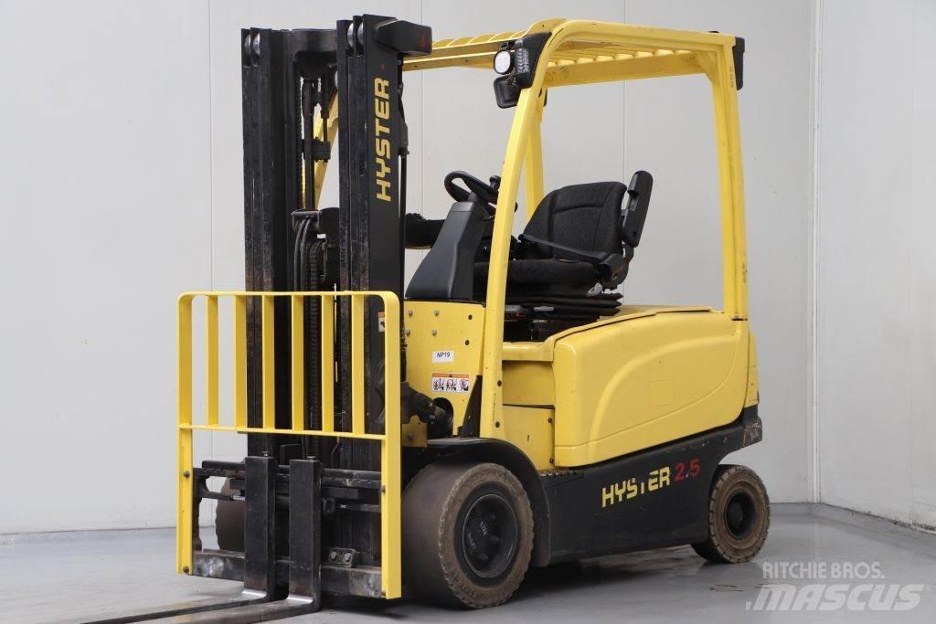 Hyster J2.5XN Elektriniai šakiniai krautuvai