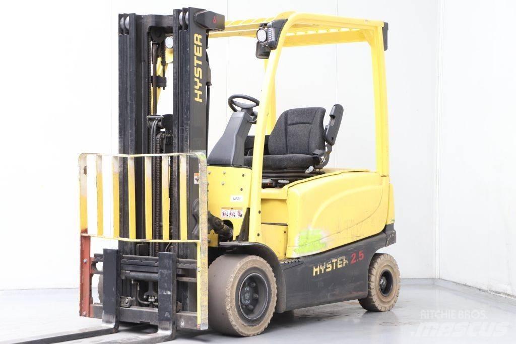 Hyster J2.5XN Elektriniai šakiniai krautuvai