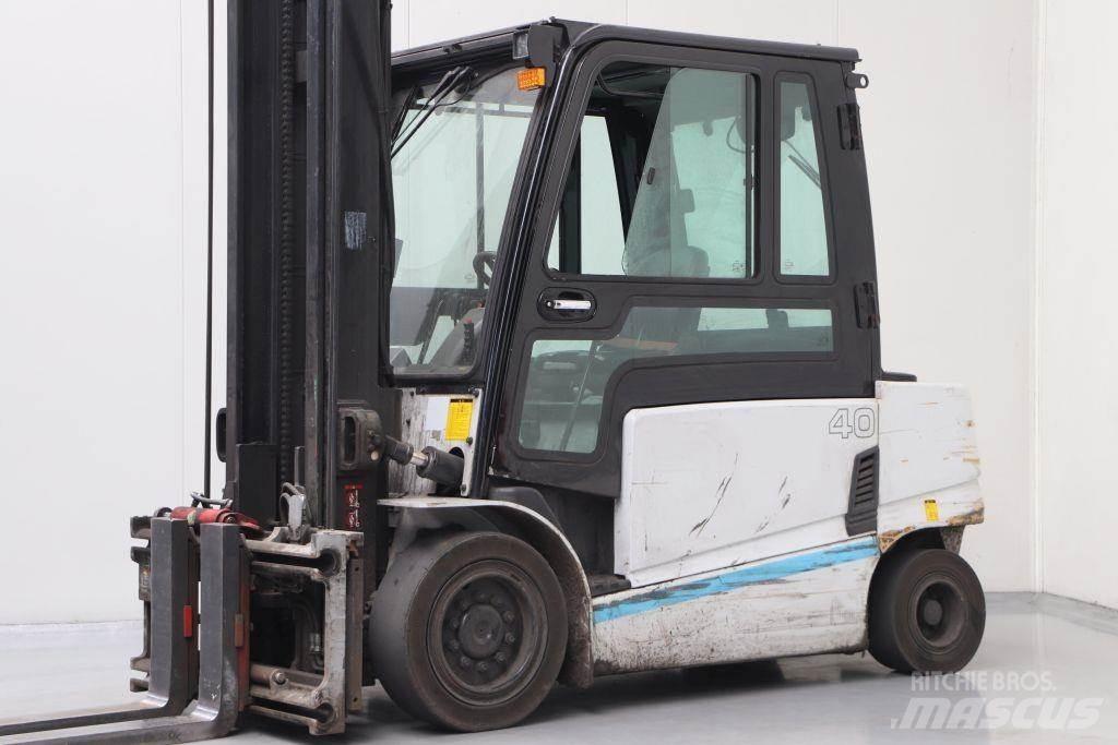 Hyundai 40B-9 Elektriniai šakiniai krautuvai