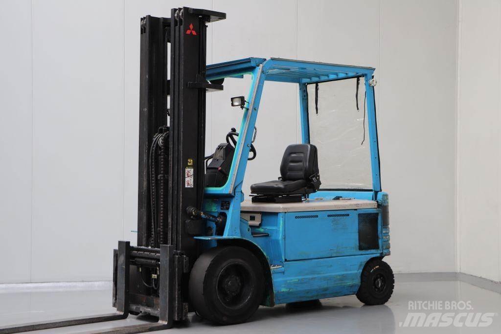 Mitsubishi FBP30 Elektriniai šakiniai krautuvai
