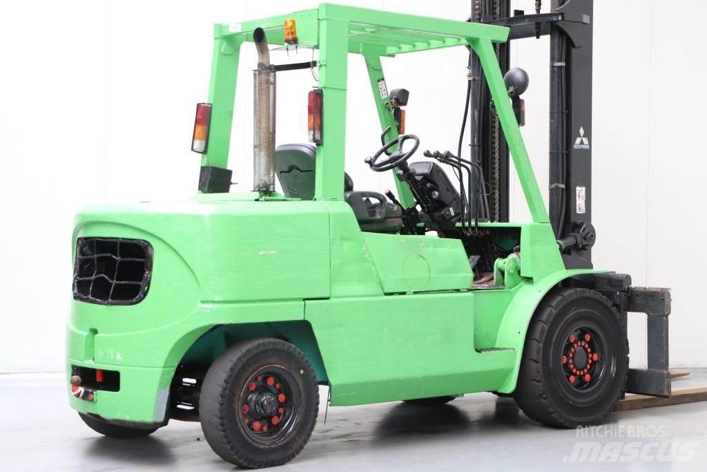 Mitsubishi FD50K Dyzeliniai krautuvai