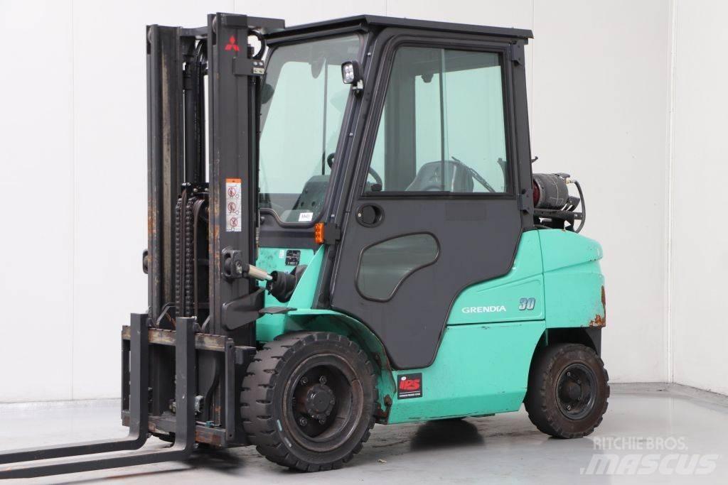 Mitsubishi FG30NT LPG (dujiniai) krautuvai