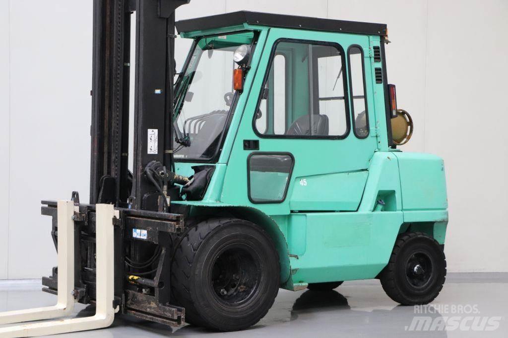 Mitsubishi FG45K LPG (dujiniai) krautuvai