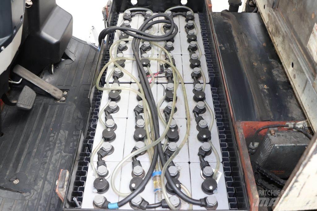 Nissan N01L-13U Elektriniai šakiniai krautuvai