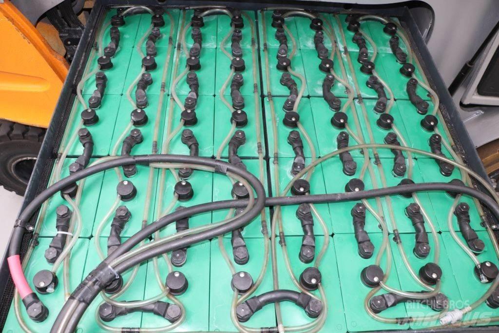 Still RX60-40 Elektriniai šakiniai krautuvai