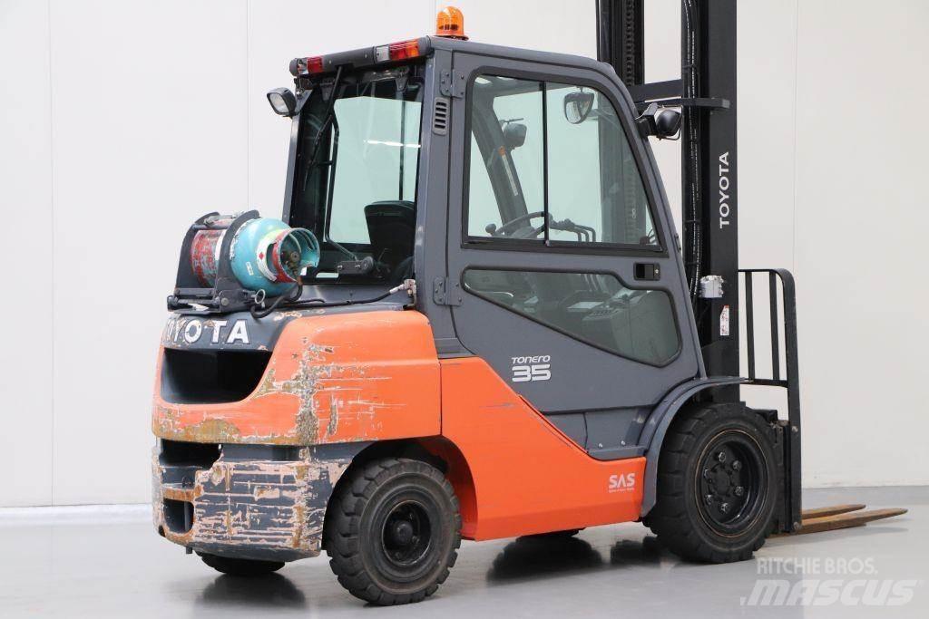 Toyota 02-8FGJF35 LPG (dujiniai) krautuvai