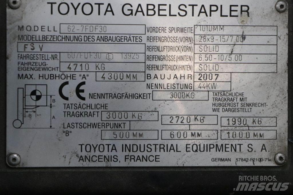 Toyota 62-7FDF30 Dyzeliniai krautuvai