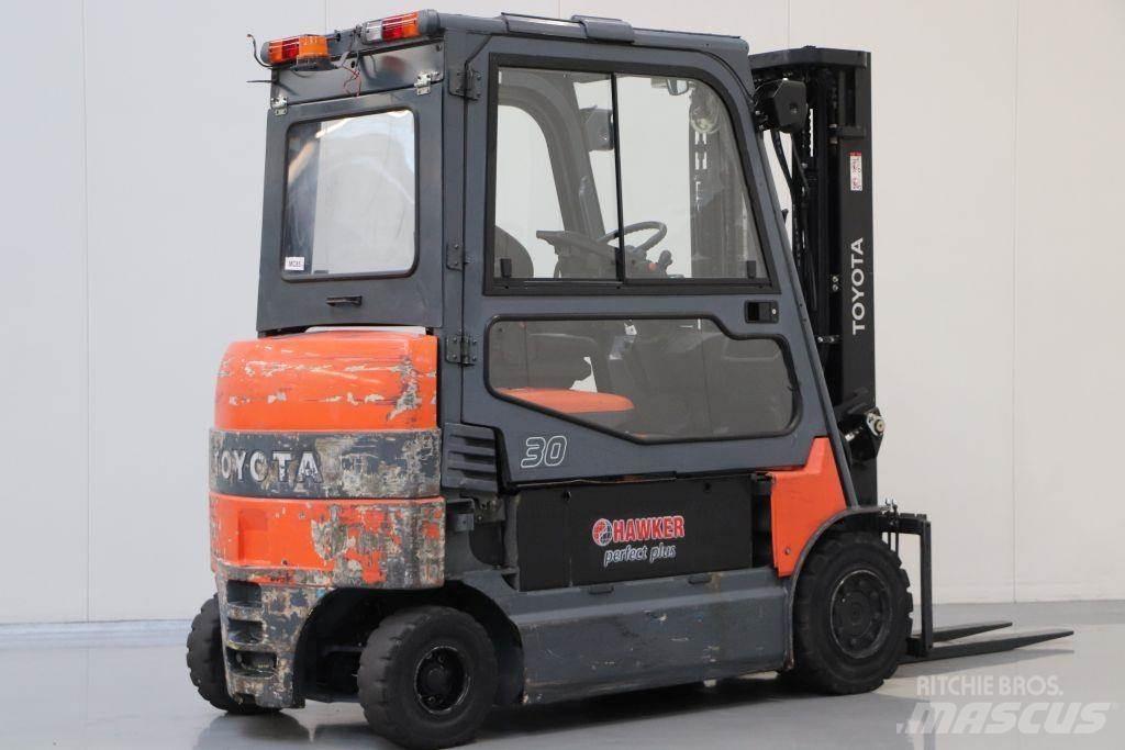 Toyota 7FBMF30 Elektriniai šakiniai krautuvai