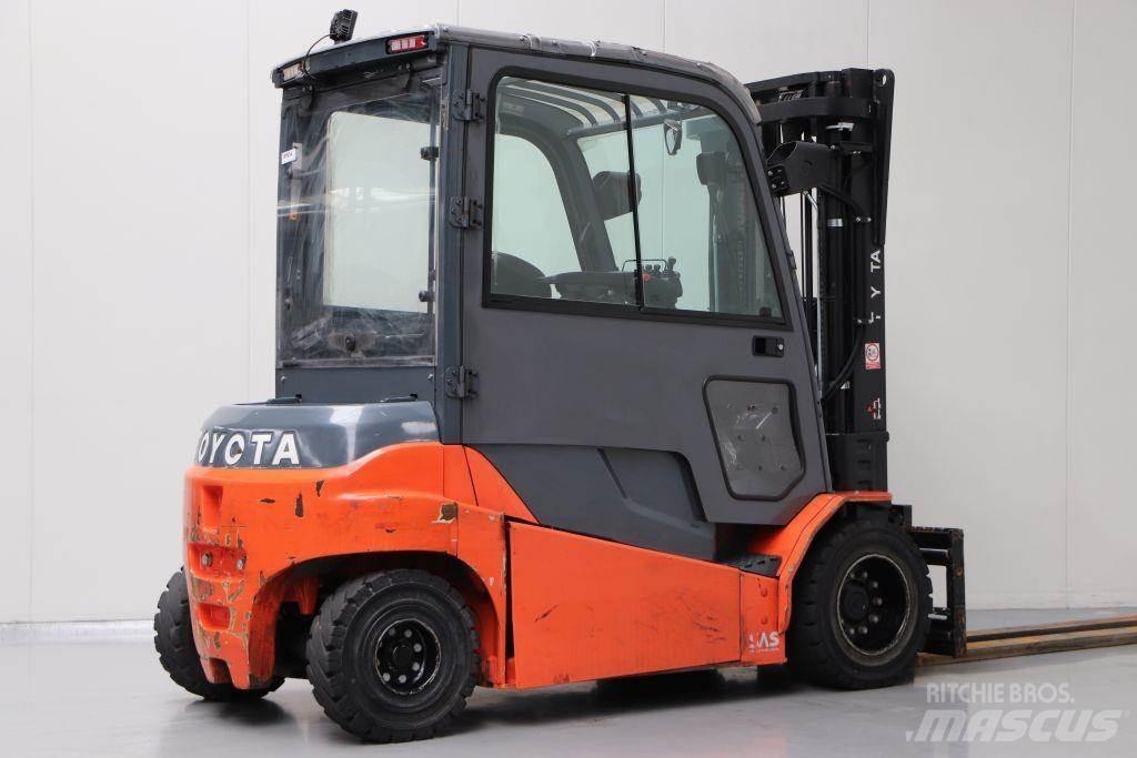 Toyota 8FBMT45 Elektriniai šakiniai krautuvai