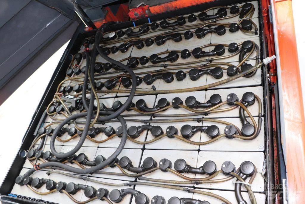 Toyota 8FBMT45 Elektriniai šakiniai krautuvai