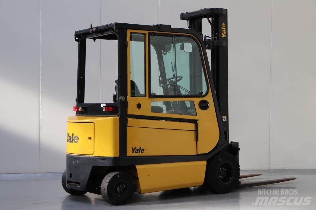Yale ERP30ALF Elektriniai šakiniai krautuvai