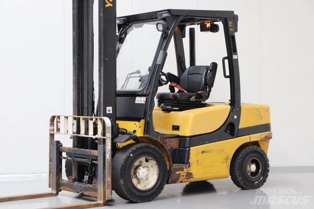 Yale GDP35VX Dyzeliniai krautuvai