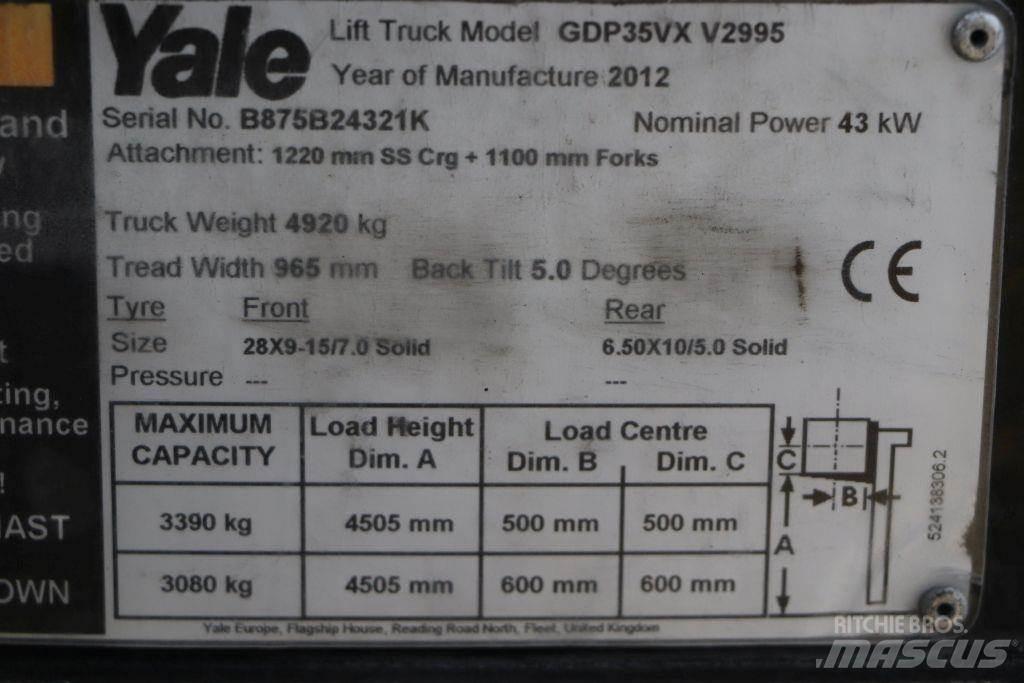 Yale GDP35VX Dyzeliniai krautuvai