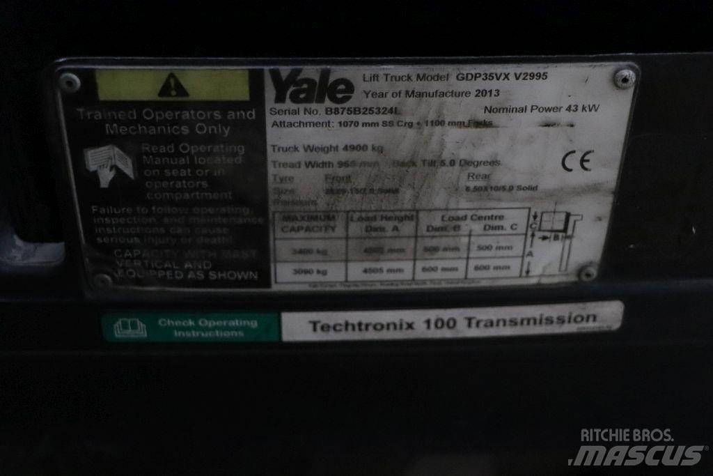 Yale GDP35VX Dyzeliniai krautuvai