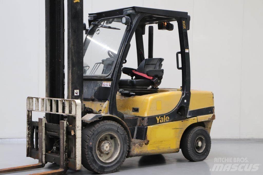 Yale GDP35VX Dyzeliniai krautuvai