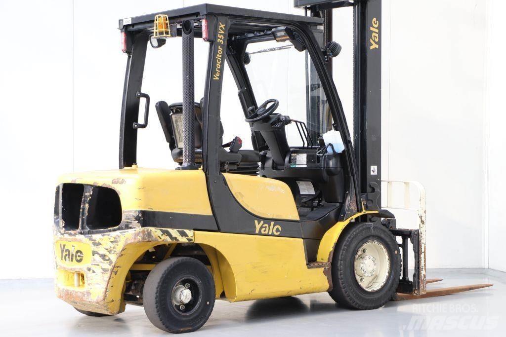 Yale GDP35VX Dyzeliniai krautuvai