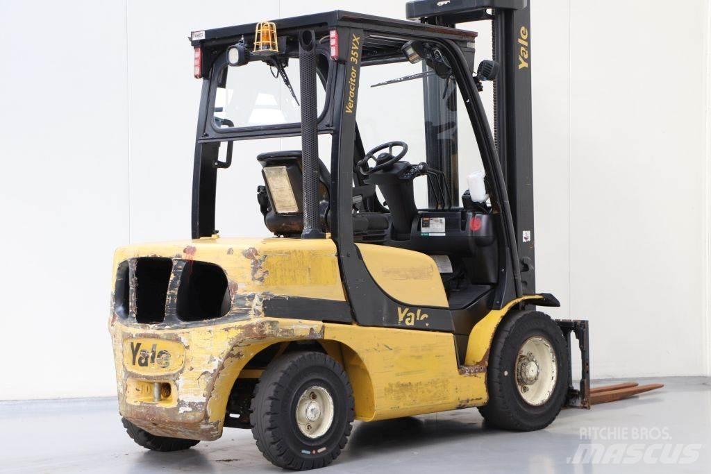 Yale GDP35VX Dyzeliniai krautuvai