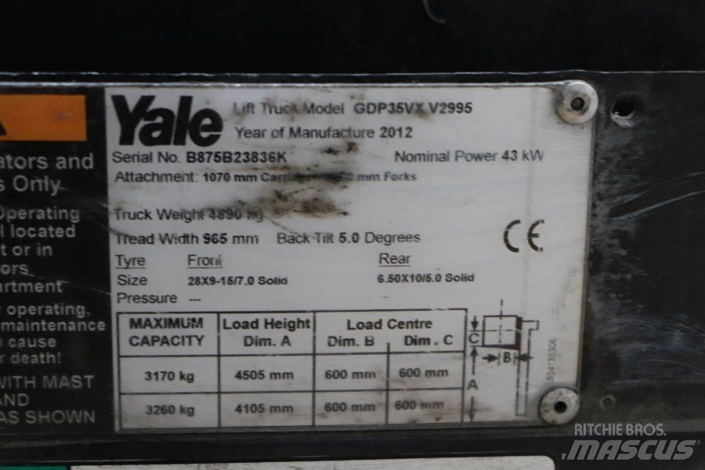 Yale GDP35VX Dyzeliniai krautuvai