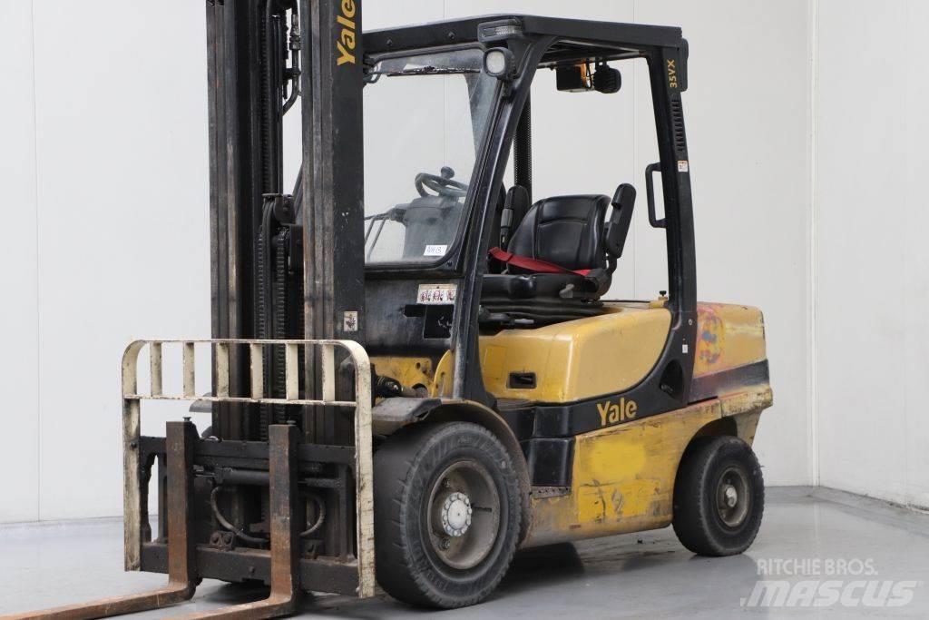 Yale GDP35VX Dyzeliniai krautuvai