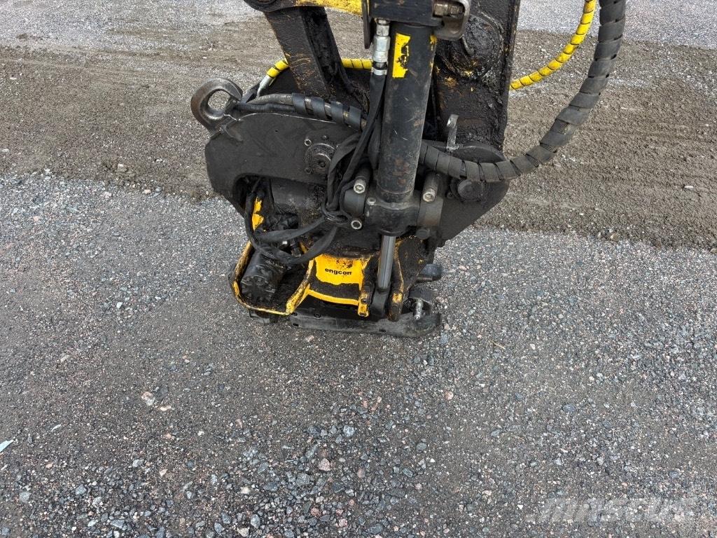 Yanmar Vio 80 U Vidutinės galios ekskavatoriai 7-12 t