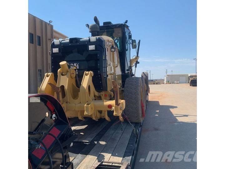 CAT 140 M 3 Greideriai