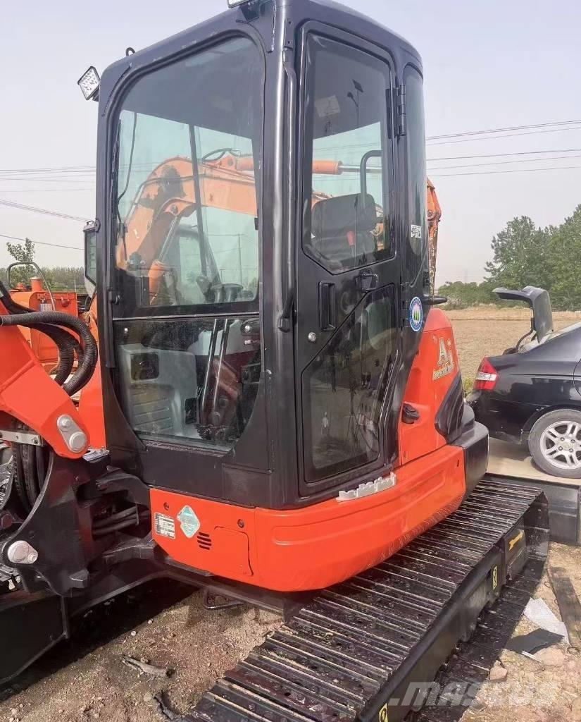 Kubota 161 Vikšriniai ekskavatoriai