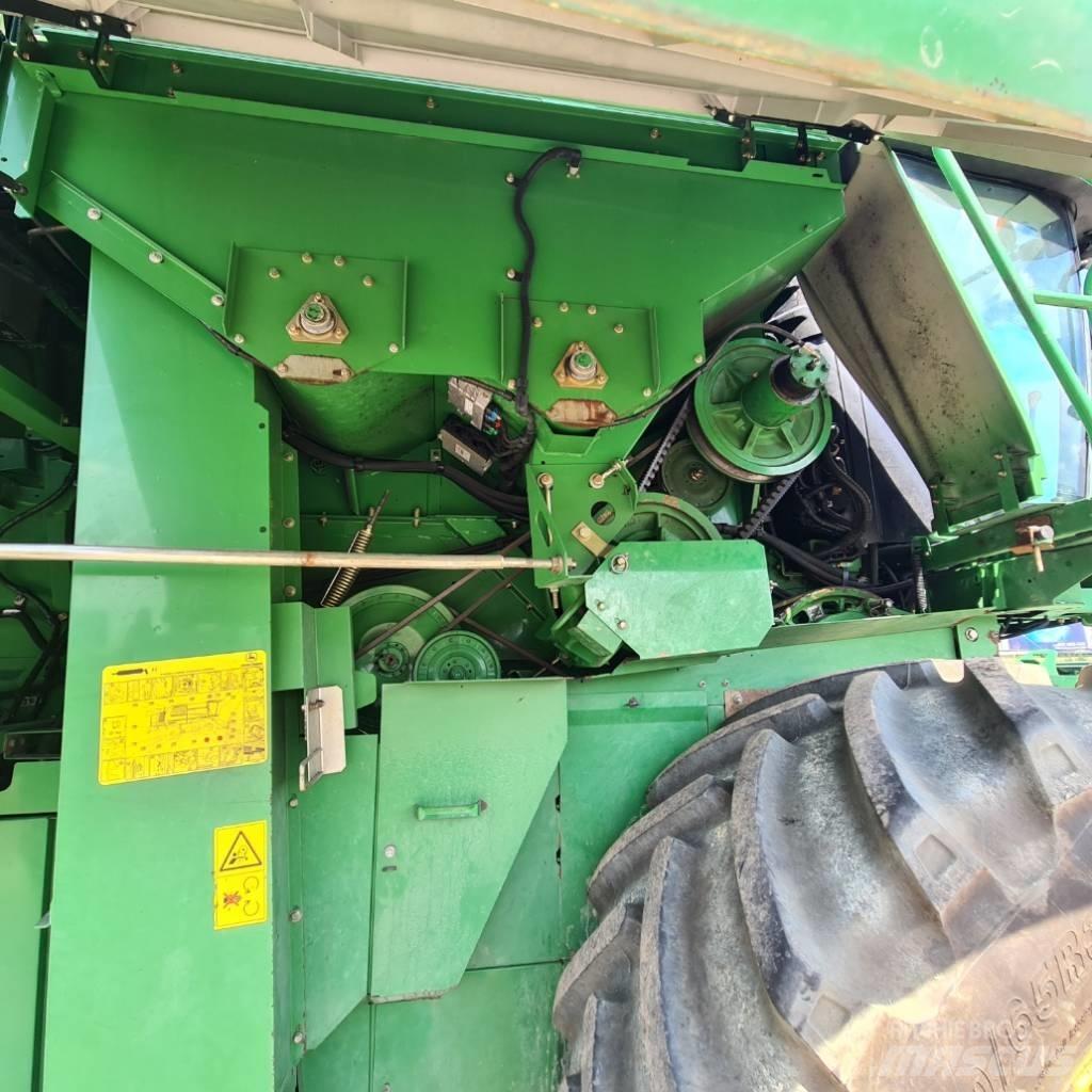 John Deere W 540 Derliaus nuėmimo kombainai