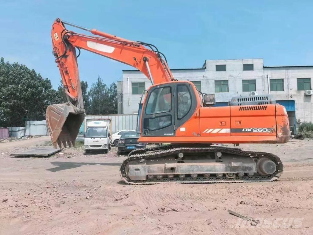 Doosan DX 260 Vikšriniai ekskavatoriai