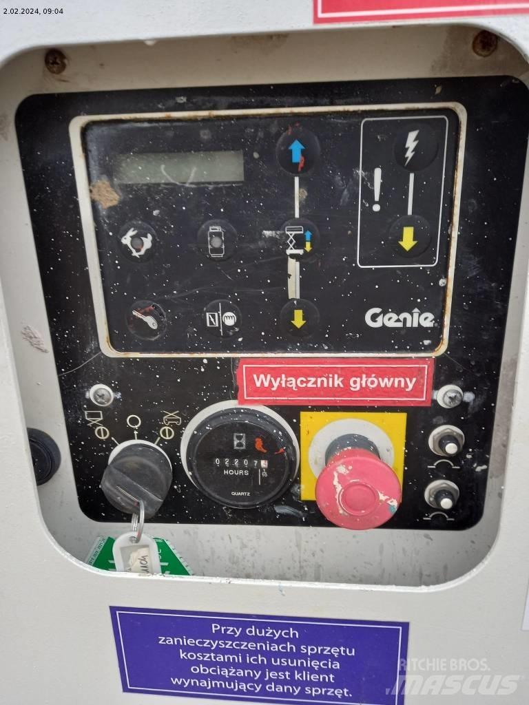Genie GS 3369 RT Žirkliniai keltuvai