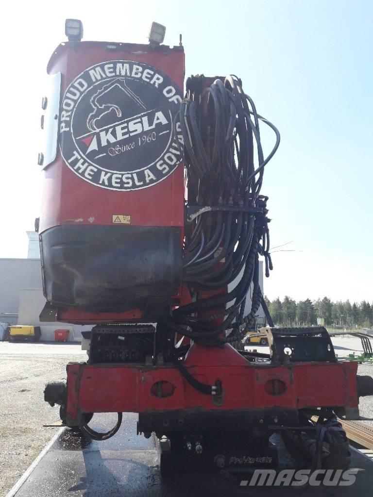 Kesla 2112ZT Medienos kranai